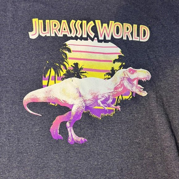 Universal Studios Jurassic World T-Rex Shirt - Picture 2 of 5